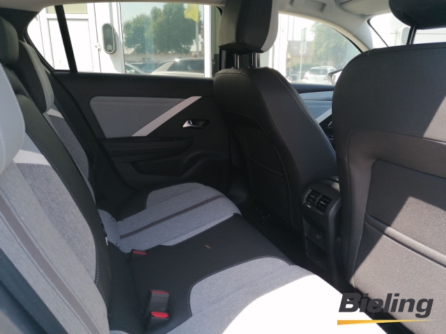 Astra Elegance, 1.2Turbo Klimaautomati, Tempomat, PDC mit Rückfahrkamera, Alu