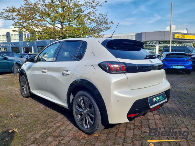 e-208 Allure, 1. Hand, 11KW OBC, CCS, SHZ, Tempomat