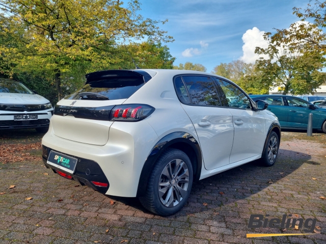 e-208 Allure, 1. Hand, 11KW OBC, CCS, SHZ, Tempomat