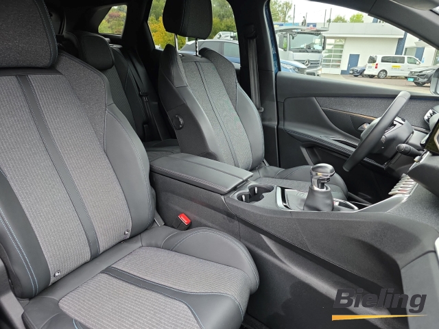3008 Allure Pack 1.2l NAVI, Klimaautomatik, Sitzheizung, Rückfahrkamera