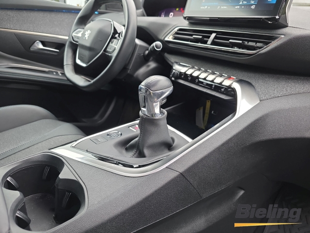 3008 Allure Pack 1.2l NAVI, Klimaautomatik, Sitzheizung, Rückfahrkamera