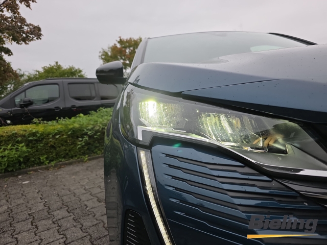3008 Allure Pack 1.2l NAVI, Klimaautomatik, Sitzheizung, Rückfahrkamera