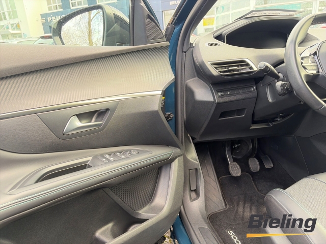 5008 Allure Pack 1.2l , 7-Sitzer, NAVI, SHZ, PDC mit Kamera