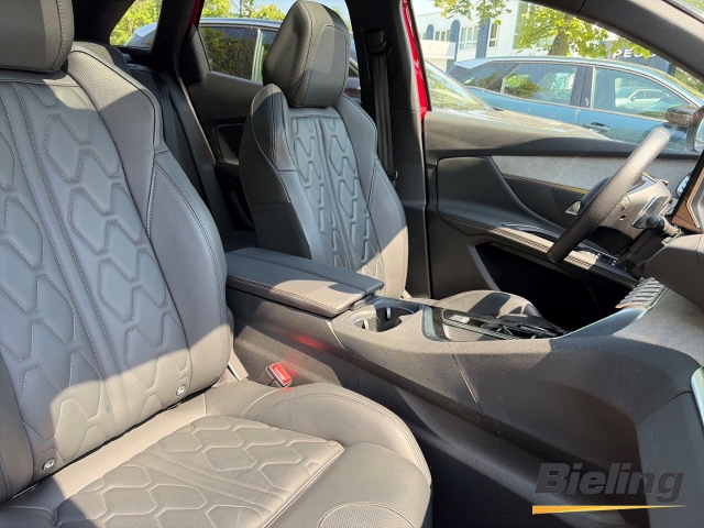 3008 GT 1.2l, Vollausstattung, Focal, Leder