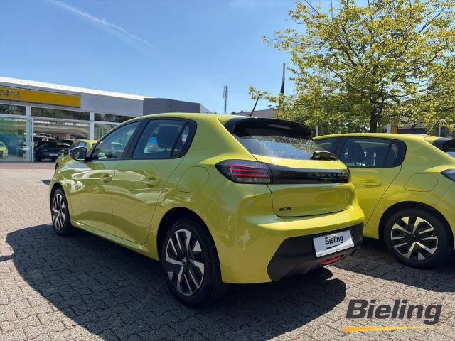 208 Active . Klima, Radio DAB, SHZ, PDC, AppleCarplay/Android
