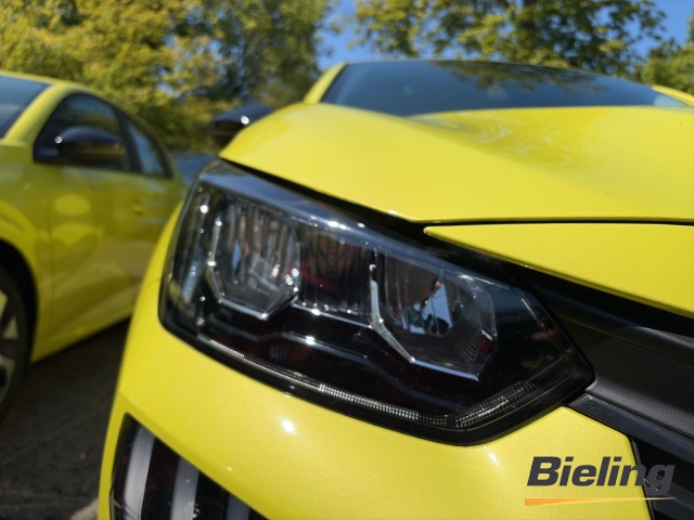 208 Active . Klima, Radio DAB, SHZ, PDC, AppleCarplay/Android