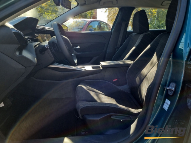 308 SW Active Pack 1.2l AUTOMATIK, PDC, SHZ, APPLE Carplay/Android, Alu