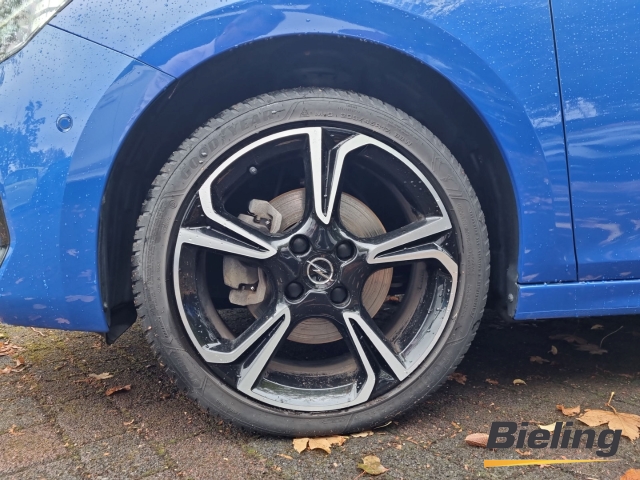 Corsa GS 1.2l, Standheizung, Navi PRO, Panoramadach, Voll-LED