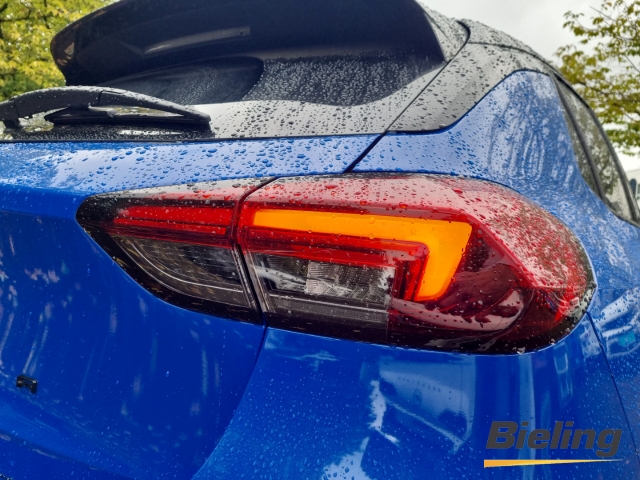 Corsa GS 1.2l, Standheizung, Navi PRO, Panoramadach, Voll-LED