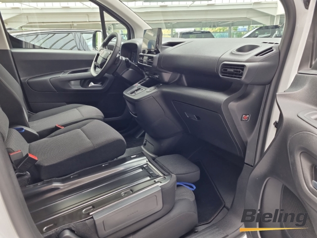 Combo Electric CARGO XL Apple CarPlay Android Auto Verkehrszeichenerk. Rückfahrkam. Tempomat
