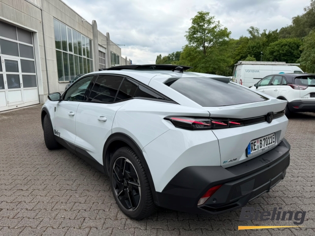 408 E-GT Vollausstattung El. Panodach Navi Soundsystem 360 Kamera LED