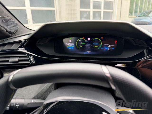 408 E-GT Vollausstattung El. Panodach Navi Soundsystem 360 Kamera LED