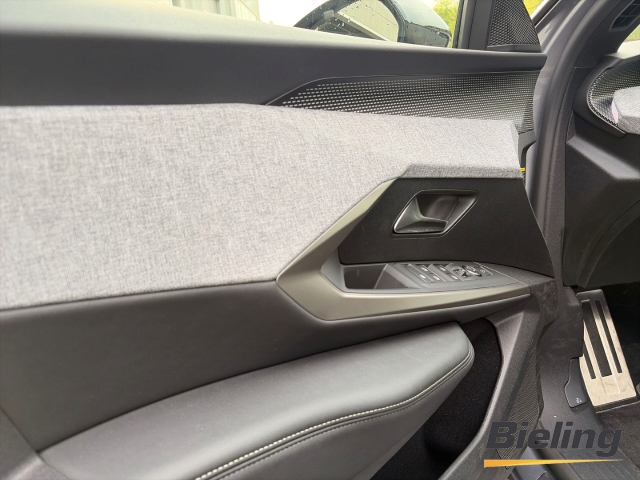 5008 GT HYBRID 145 7-Sitzer Vollausstattung