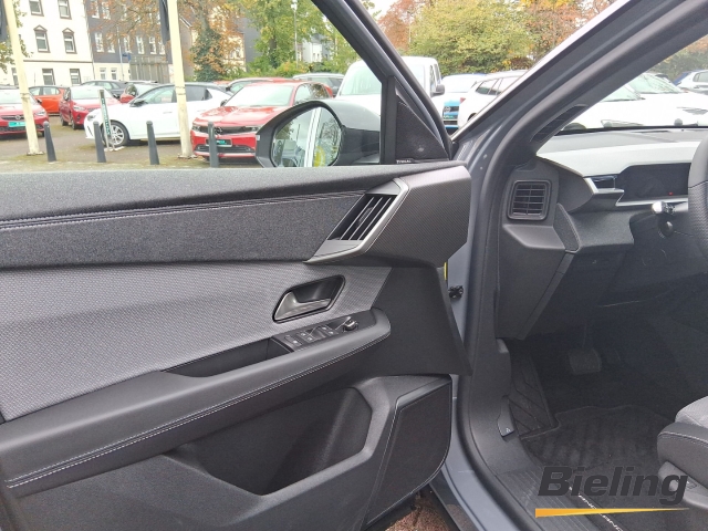 Grandland GS 1.2 48V MHEV, Focal, HUD, Kamera 360°
