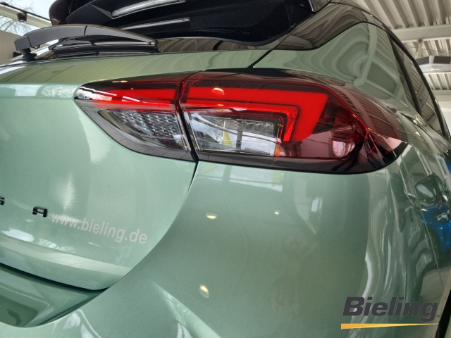 Corsa YES  1.2l Turbo, ANDROID/APPLE Carplay, SHZ, PDC hinten,