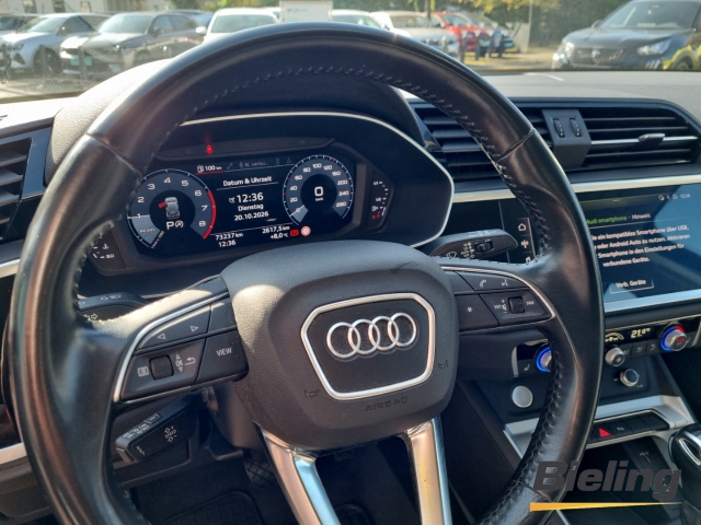 Q3 advanced 35 TFSI 1.5, DSG, Navi Plus, PDC, AHK