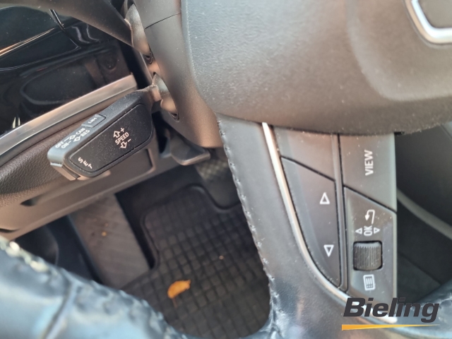 Q3 advanced 35 TFSI 1.5, DSG, Navi Plus, PDC, AHK