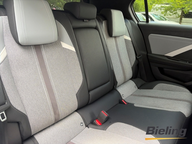 Astra Elegance 1.2Turbo, Navi PRO, Kamera, Apple CarPlay Android Auto