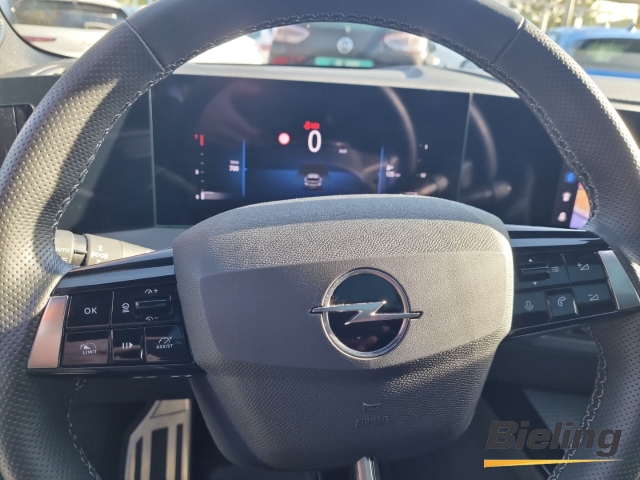 Astra Sports Tourer, GS, 1.2l, Klimaautomatik, El. Heckklappe, PDC mit Kamera, Alu
